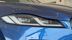 2021 (21) JAGUAR F-PACE 2.0 D200 R-Dynamic SE 5dr Auto AWD 5723686