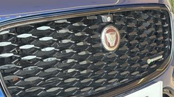 2021 (21) JAGUAR F-PACE 2.0 D200 R-Dynamic SE 5dr Auto AWD 5723714