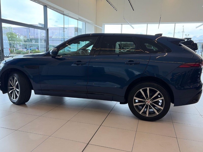 2021 (21) JAGUAR F-PACE 2.0 D200 R-Dynamic SE 5dr Auto AWD 5723725