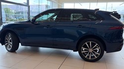 2021 (21) JAGUAR F-PACE 2.0 D200 R-Dynamic SE 5dr Auto AWD 5723725