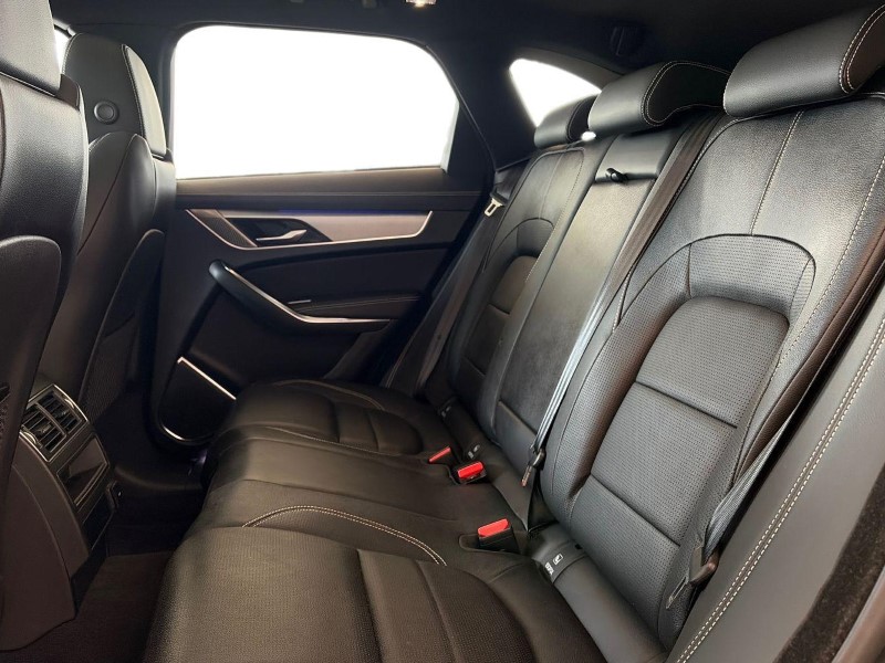 2021 (21) JAGUAR F-PACE 2.0 D200 R-Dynamic SE 5dr Auto AWD 5723673