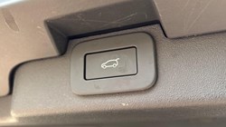 2024 (74) LAND ROVER DISCOVERY 3.0 D350 Dynamic HSE 5dr Auto 5642947