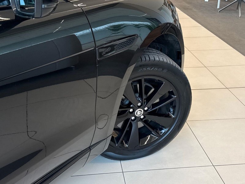 2023 (23) JAGUAR F-PACE 2.0 D200 R-Dynamic SE Black 5dr Auto AWD 5767585
