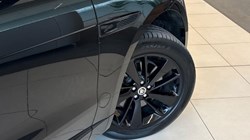 2023 (23) JAGUAR F-PACE 2.0 D200 R-Dynamic SE Black 5dr Auto AWD 5767585