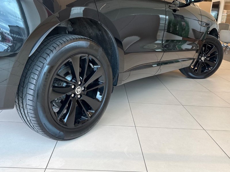 2023 (23) JAGUAR F-PACE 2.0 D200 R-Dynamic SE Black 5dr Auto AWD 5767584