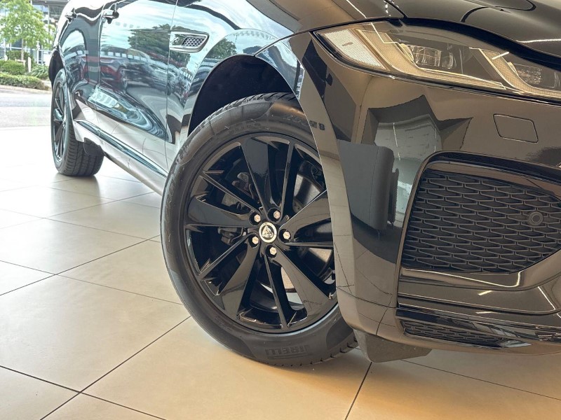 2023 (23) JAGUAR F-PACE 2.0 D200 R-Dynamic SE Black 5dr Auto AWD 5767580