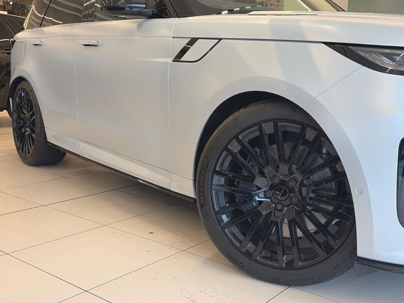 2026 (26) LAND ROVER RANGE ROVER SPORT 4.4 P635 V8 SV Ultimate Edition 5dr Auto 5838946