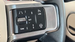2023 (23) LAND ROVER DISCOVERY 3.0 D300 R-Dynamic HSE 5dr Auto 5770444