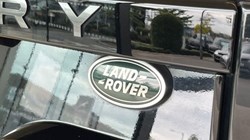 2023 (23) LAND ROVER DISCOVERY 3.0 D300 R-Dynamic HSE 5dr Auto 5770463
