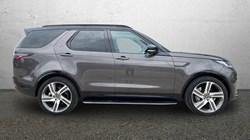 2023 (23) LAND ROVER DISCOVERY 3.0 D300 R-Dynamic HSE 5dr Auto 5770422