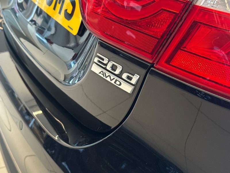 2017 (67) JAGUAR XE 2.0d [240] Portfolio 4dr Auto AWD 5743157