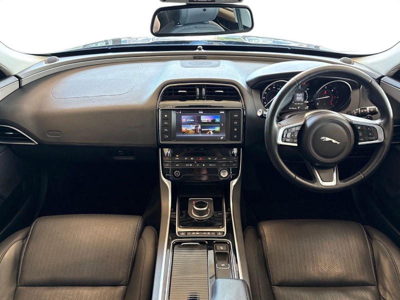 2017 (67) JAGUAR XE 2.0d [240] Portfolio 4dr Auto AWD 5743121