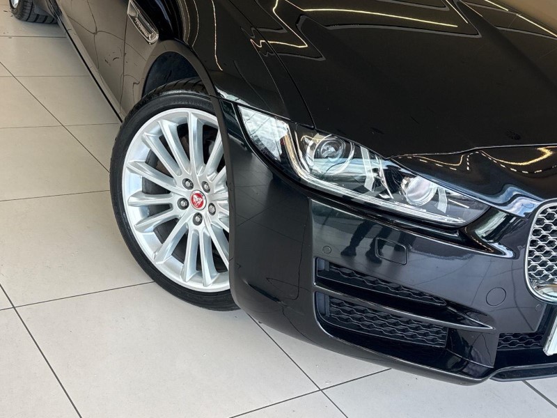 2017 (67) JAGUAR XE 2.0d [240] Portfolio 4dr Auto AWD 5743153