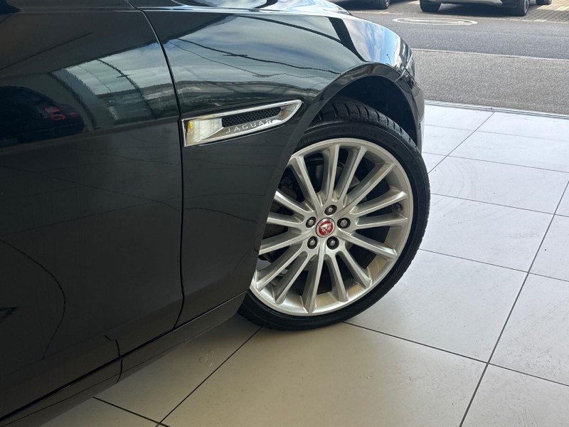 2017 (67) JAGUAR XE 2.0d [240] Portfolio 4dr Auto AWD 5743160