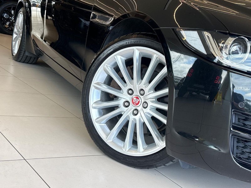 2017 (67) JAGUAR XE 2.0d [240] Portfolio 4dr Auto AWD 5743155