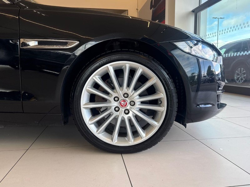 2017 (67) JAGUAR XE 2.0d [240] Portfolio 4dr Auto AWD 5743120