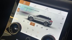 2021 (71) LAND ROVER RANGE ROVER VELAR 2.0 D200 R-Dynamic HSE 5dr Auto 5807511