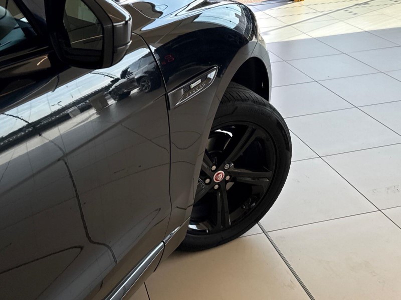 2018 (18) JAGUAR F-PACE 2.0d R-Sport 5dr Auto AWD 5753233