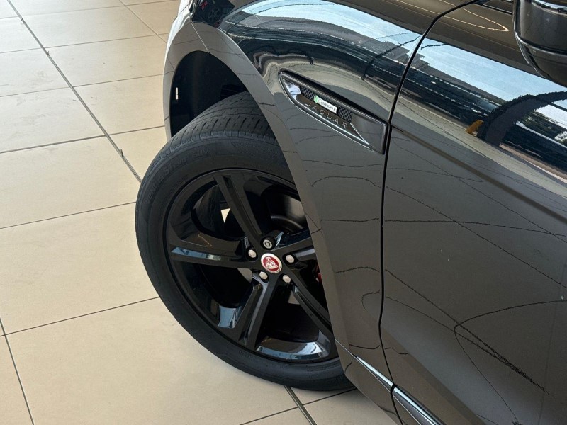 2018 (18) JAGUAR F-PACE 2.0d R-Sport 5dr Auto AWD 5753205