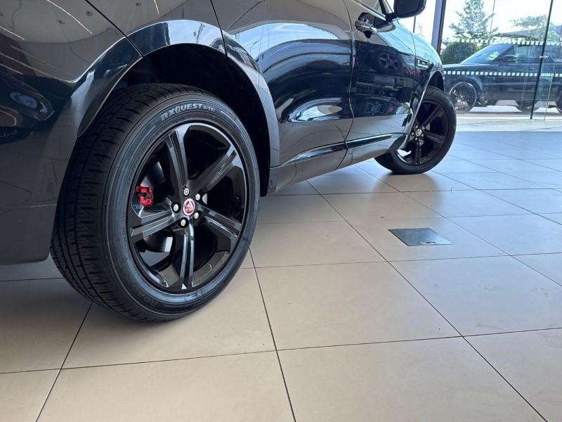2018 (18) JAGUAR F-PACE 2.0d R-Sport 5dr Auto AWD 5753232