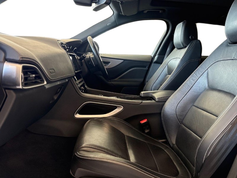 2018 (18) JAGUAR F-PACE 2.0d R-Sport 5dr Auto AWD 5753188