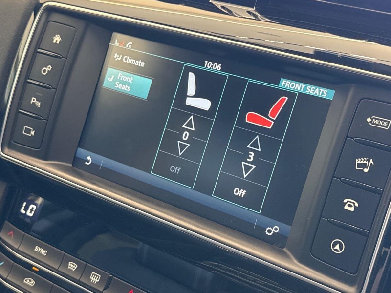 2018 (18) JAGUAR F-PACE 2.0d R-Sport 5dr Auto AWD 5753219