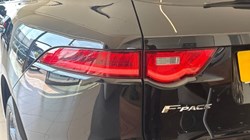 2018 (18) JAGUAR F-PACE 2.0d R-Sport 5dr Auto AWD 5753204
