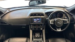 2018 (18) JAGUAR F-PACE 2.0d R-Sport 5dr Auto AWD 5753194