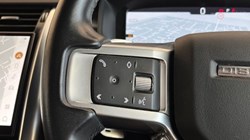 2021 (71) LAND ROVER DISCOVERY 3.0 D250 R-Dynamic S 5dr Auto 5763429