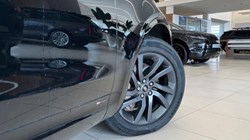 2021 (71) LAND ROVER DISCOVERY 3.0 D250 R-Dynamic S 5dr Auto 5763451