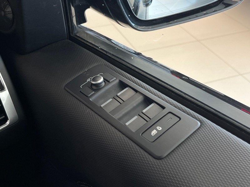 2021 (71) LAND ROVER DISCOVERY 3.0 D250 R-Dynamic S 5dr Auto 5763425