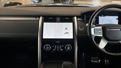 2021 (71) LAND ROVER DISCOVERY 3.0 D250 R-Dynamic S 5dr Auto 5763417
