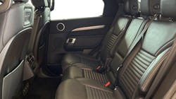 2021 (71) LAND ROVER DISCOVERY 3.0 D250 R-Dynamic S 5dr Auto 5763407