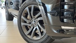 2021 (71) LAND ROVER DISCOVERY 3.0 D250 R-Dynamic S 5dr Auto 5763446
