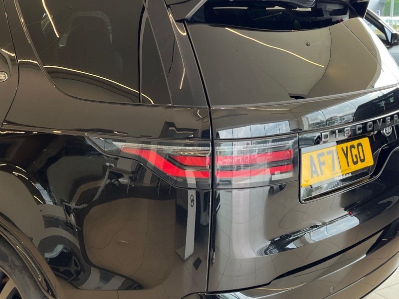 2021 (71) LAND ROVER DISCOVERY 3.0 D250 R-Dynamic S 5dr Auto 5763422