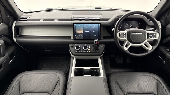 2025 (74) LAND ROVER DEFENDER 3.0 D350 X-Dynamic HSE 90 3dr Auto 5743101