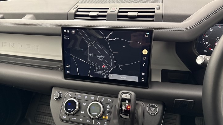 2025 (74) LAND ROVER DEFENDER 3.0 D350 X-Dynamic HSE 90 3dr Auto 5743103