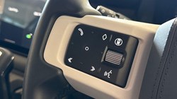 2025 (74) LAND ROVER DEFENDER 3.0 D350 X-Dynamic HSE 90 3dr Auto 5749419