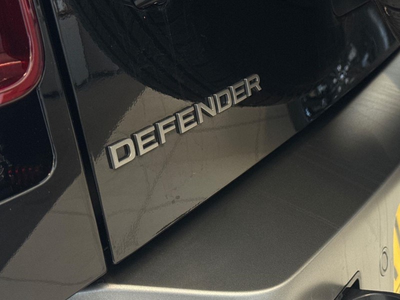 2025 (74) LAND ROVER DEFENDER 3.0 D350 X-Dynamic HSE 90 3dr Auto 5749435
