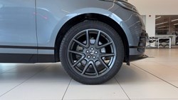 2025 (74) LAND ROVER RANGE ROVER VELAR 2.0 D200 MHEV Dynamic HSE 5dr Auto 5748015