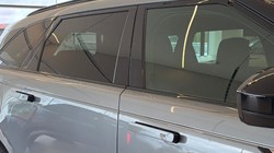 2025 (74) LAND ROVER RANGE ROVER VELAR 2.0 D200 MHEV Dynamic HSE 5dr Auto 5748061