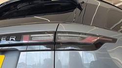 2025 (74) LAND ROVER RANGE ROVER VELAR 2.0 D200 MHEV Dynamic HSE 5dr Auto 5748057