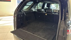 2023 (73) LAND ROVER DISCOVERY 3.0 D300 Metropolitan Edition 5dr Auto 5835820