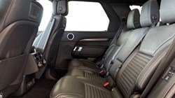 2023 (73) LAND ROVER DISCOVERY 3.0 D300 Metropolitan Edition 5dr Auto 5835783