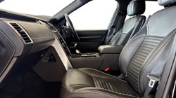 2023 (73) LAND ROVER DISCOVERY 3.0 D300 Metropolitan Edition 5dr Auto 5835782