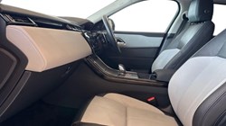 2024 (74) LAND ROVER RANGE ROVER VELAR 2.0 D200 MHEV Dynamic SE 5dr Auto 5807278