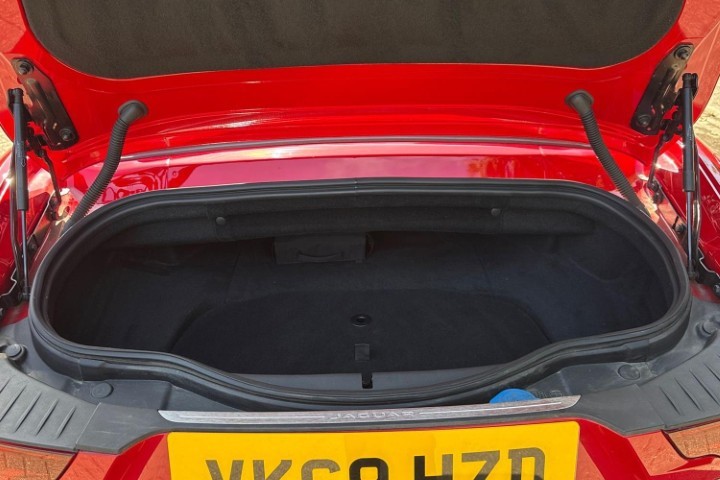 2019 (69) JAGUAR F-TYPE 5.0 P450 Supercharged V8 R-Dynamic 2dr Auto 5605473