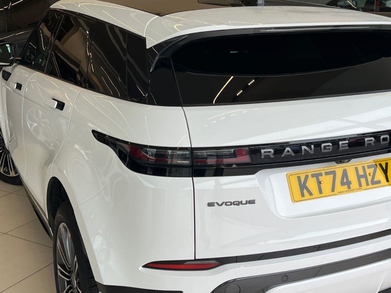 2025 (74) LAND ROVER RANGE ROVER EVOQUE 2.0 D200 Dynamic HSE 5dr Auto 5757312