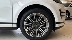 2025 (74) LAND ROVER RANGE ROVER EVOQUE 2.0 D200 Dynamic HSE 5dr Auto 5757301
