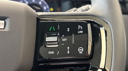 2026 (26) LAND ROVER RANGE ROVER VELAR 2.0 P400e Dynamic SE 5dr Auto 5826991